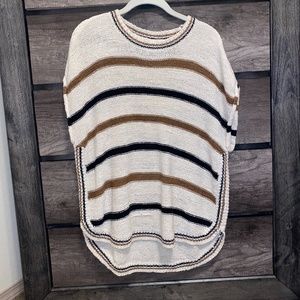 Universal Threads Sweater